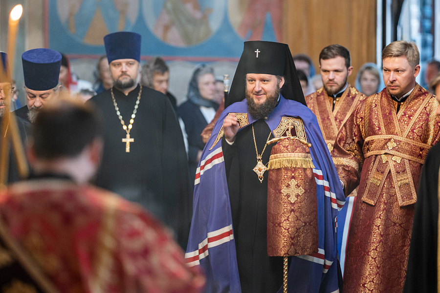 Архиерейское богослужение в храме мучеников Флора и Лавра села Ям г.о. Домодедово